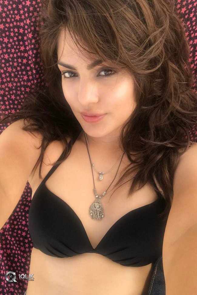 Rhea-Chakraborty